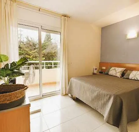 Adosada Centro De Platja D Aro 펜션 *